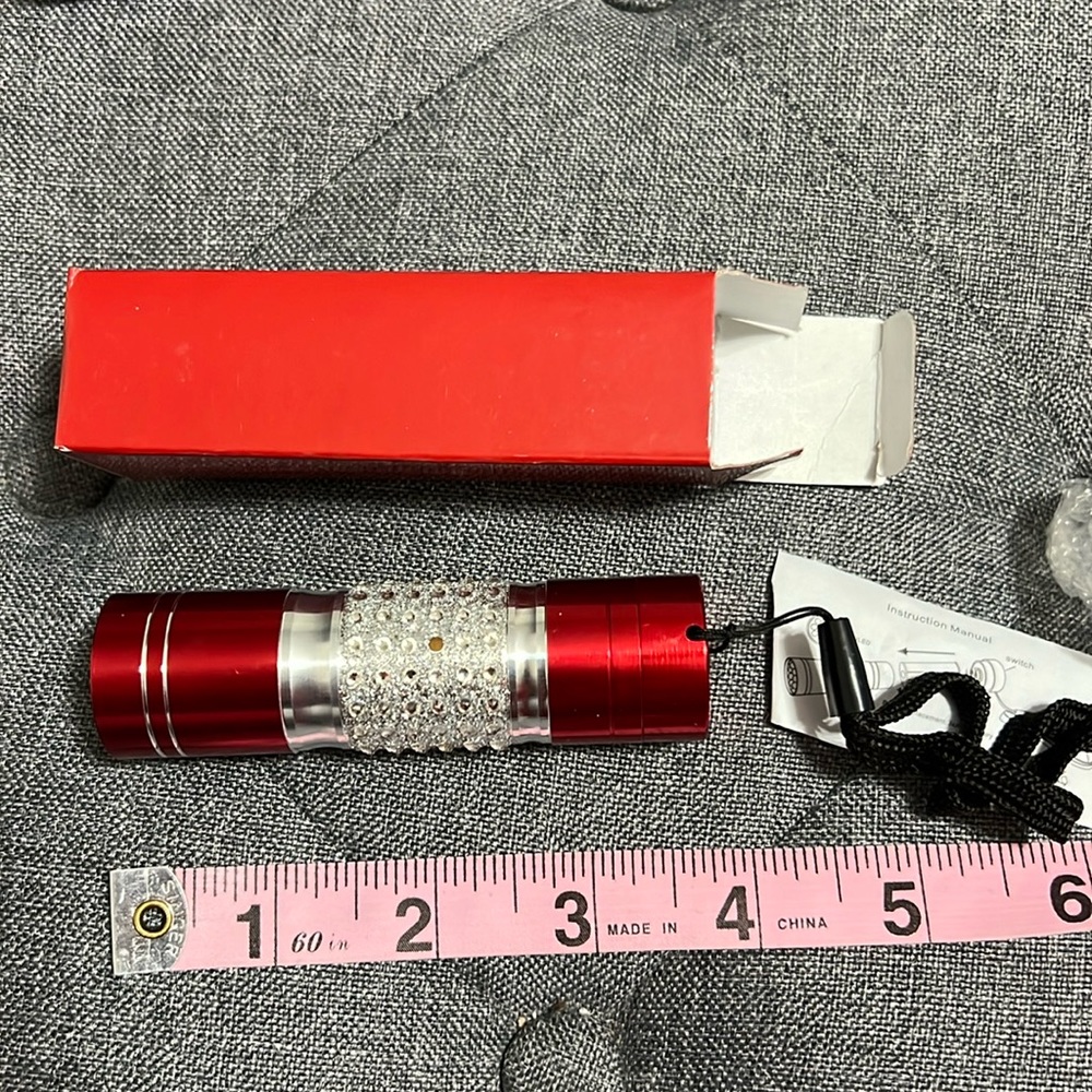🛍NIB Portable Flashlight🛍